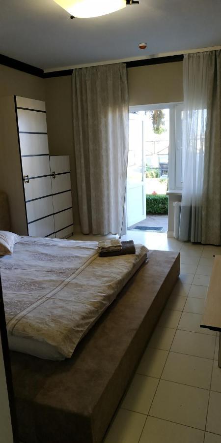 Хуторок Hotel Szmila Kültér fotó